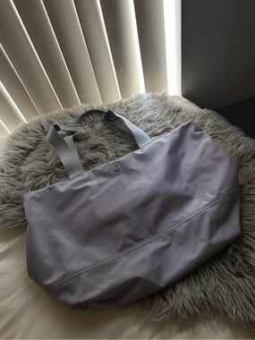 LULULEMON Athletica Light Purple Everyday Tote Bag